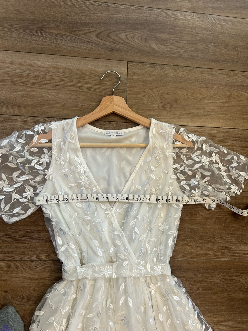 Baltic Born White Embroidered Floral Mesh Maxi Dress Small Cottagecore - Picture 4 of 11